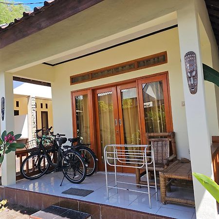 Mysterieus Gili Air Apartment Екстериор снимка