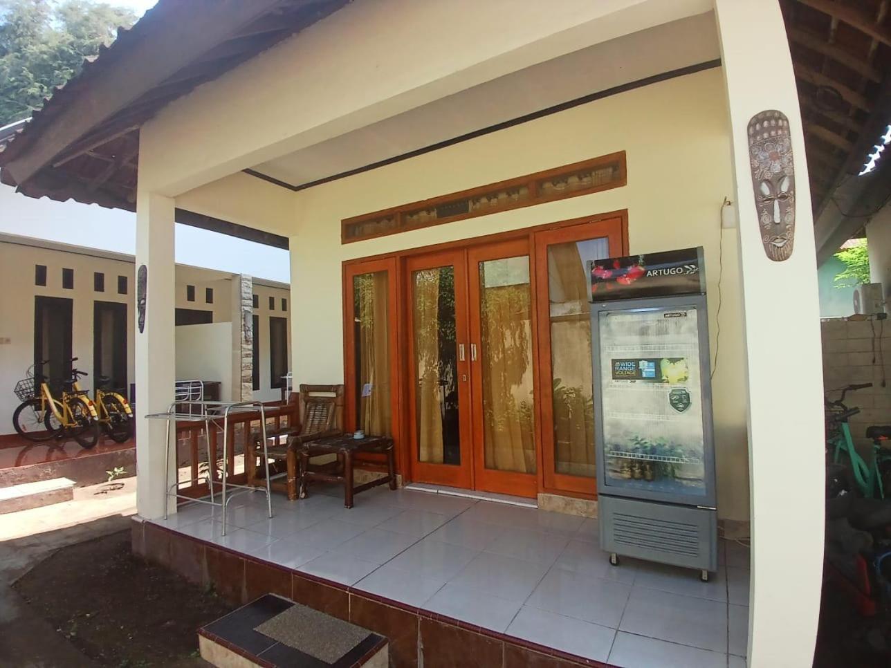Mysterieus Gili Air Apartment Екстериор снимка